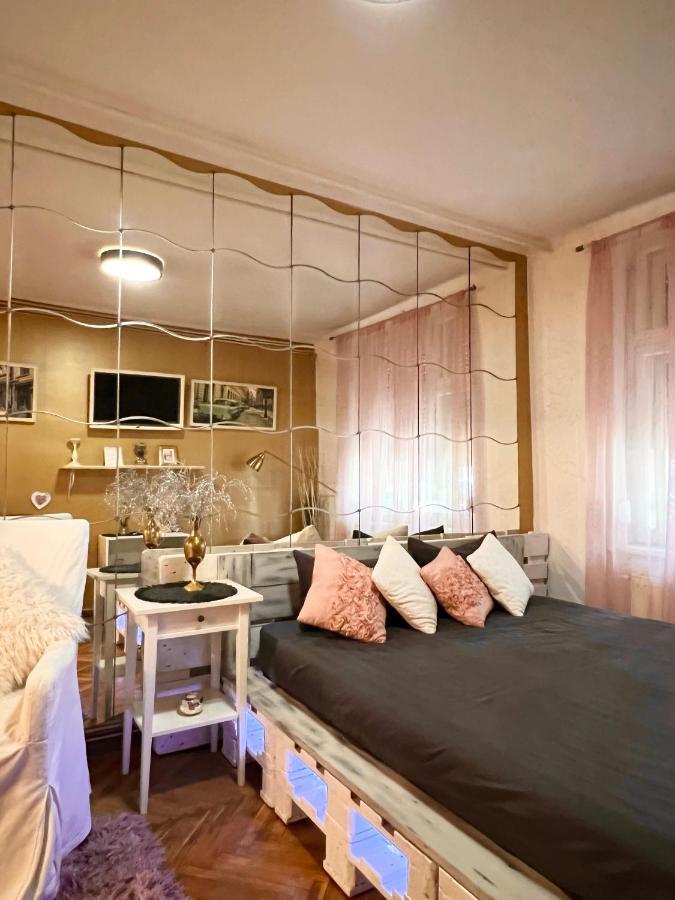 Appartamento Studio Mosilor Bucarest Esterno foto